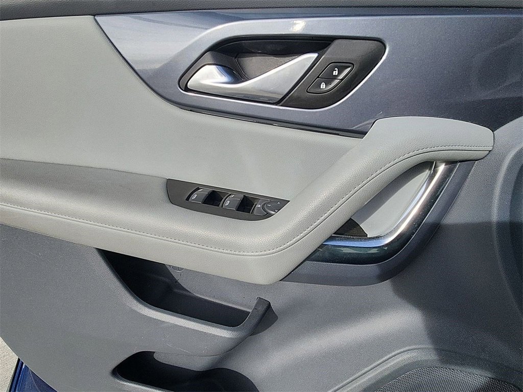 Used 2022 Chevrolet Blazer LT w/ LPO, Black Grille Bar Package image 21