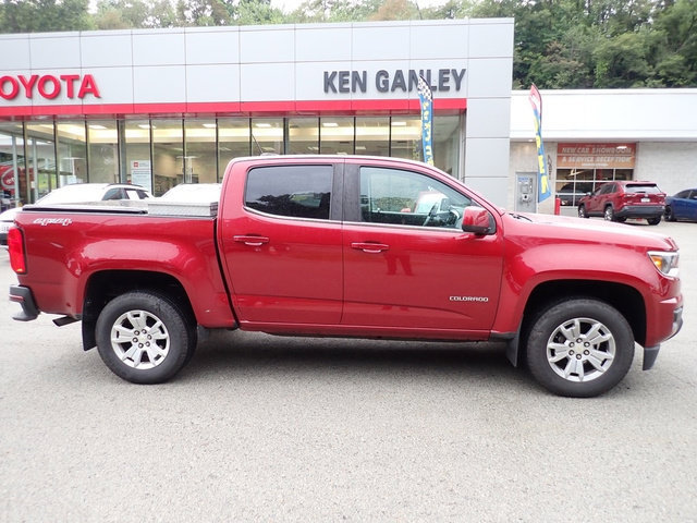 Used 2017 Chevrolet Colorado LT AWD/4WD image 2