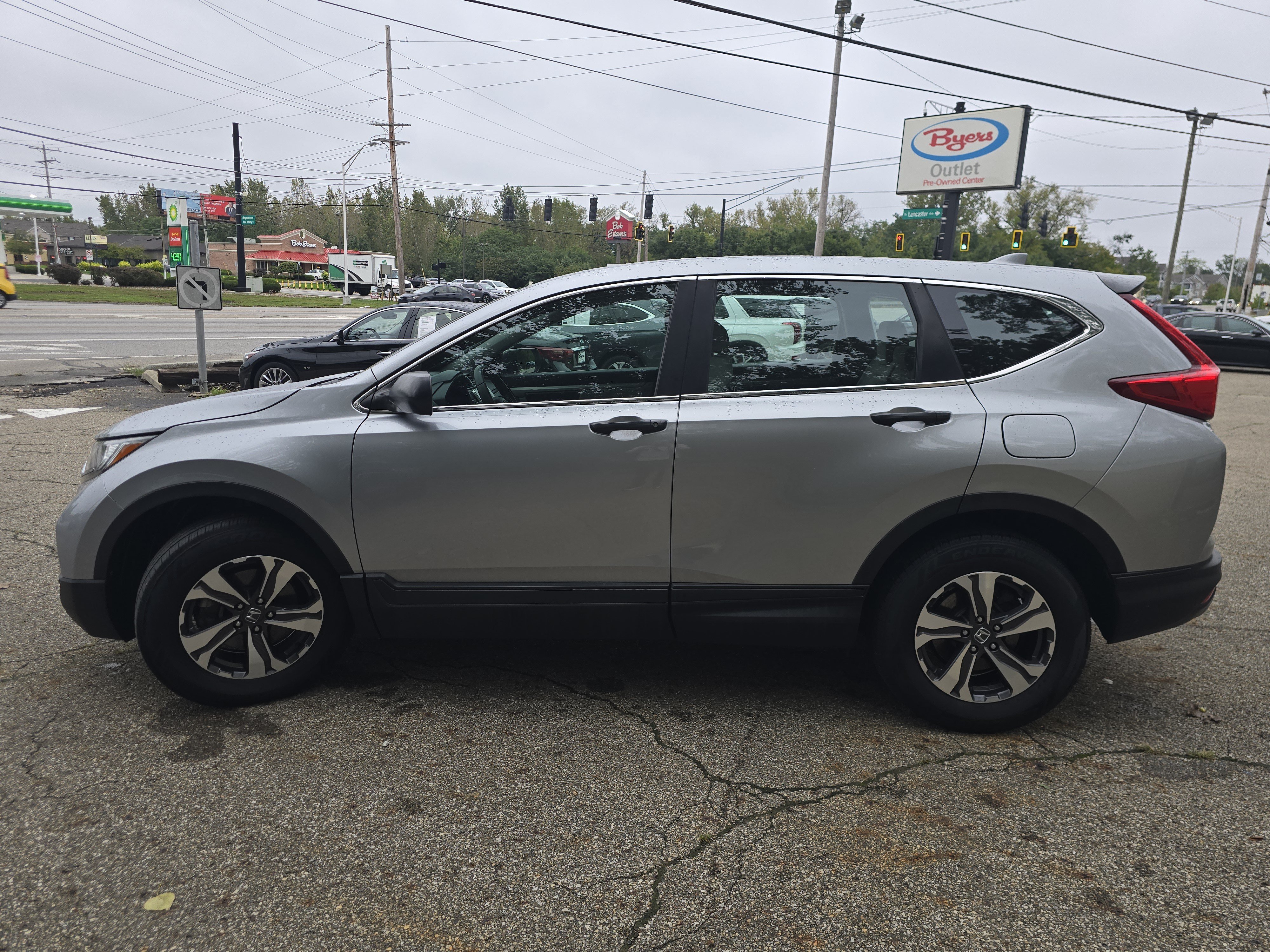 Used 2017 Honda CR-V LX image 4