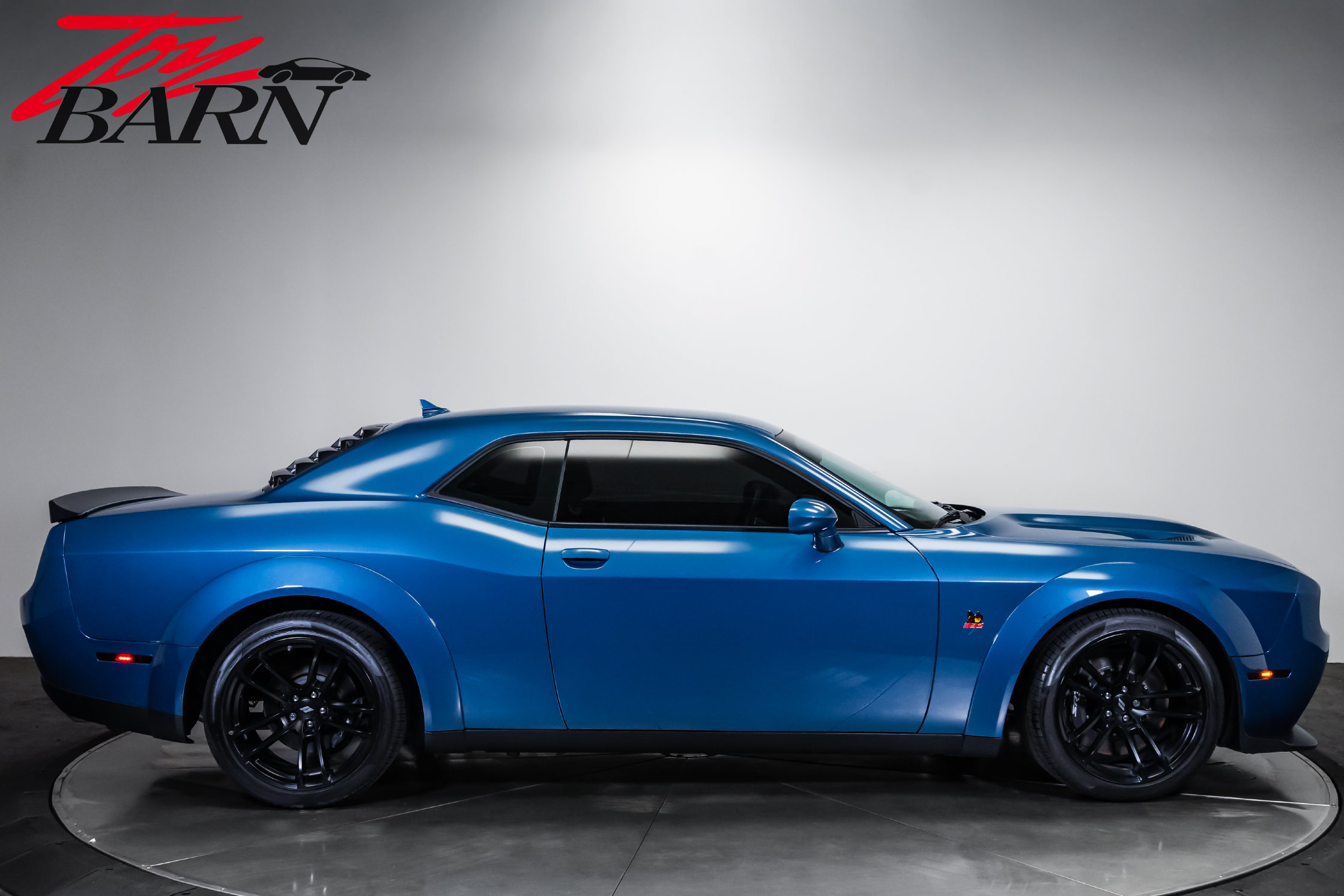 Used 2021 Dodge Challenger R/T Scat Pack RWD image 6