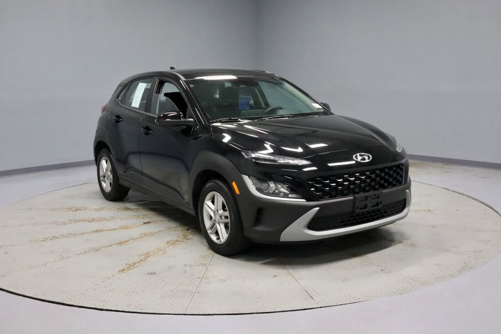 Used 2023 Hyundai Kona SE AWD/4WD image 1