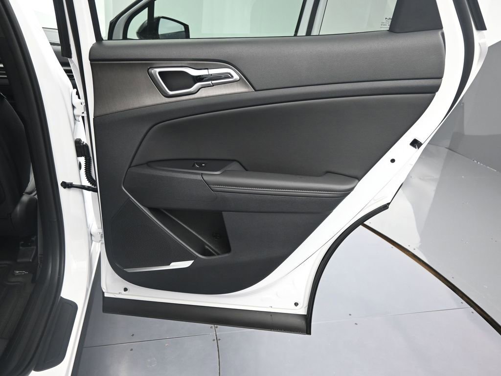 New 2026 Kia Sportage X-Line w/ X-Line Premium Package image 21