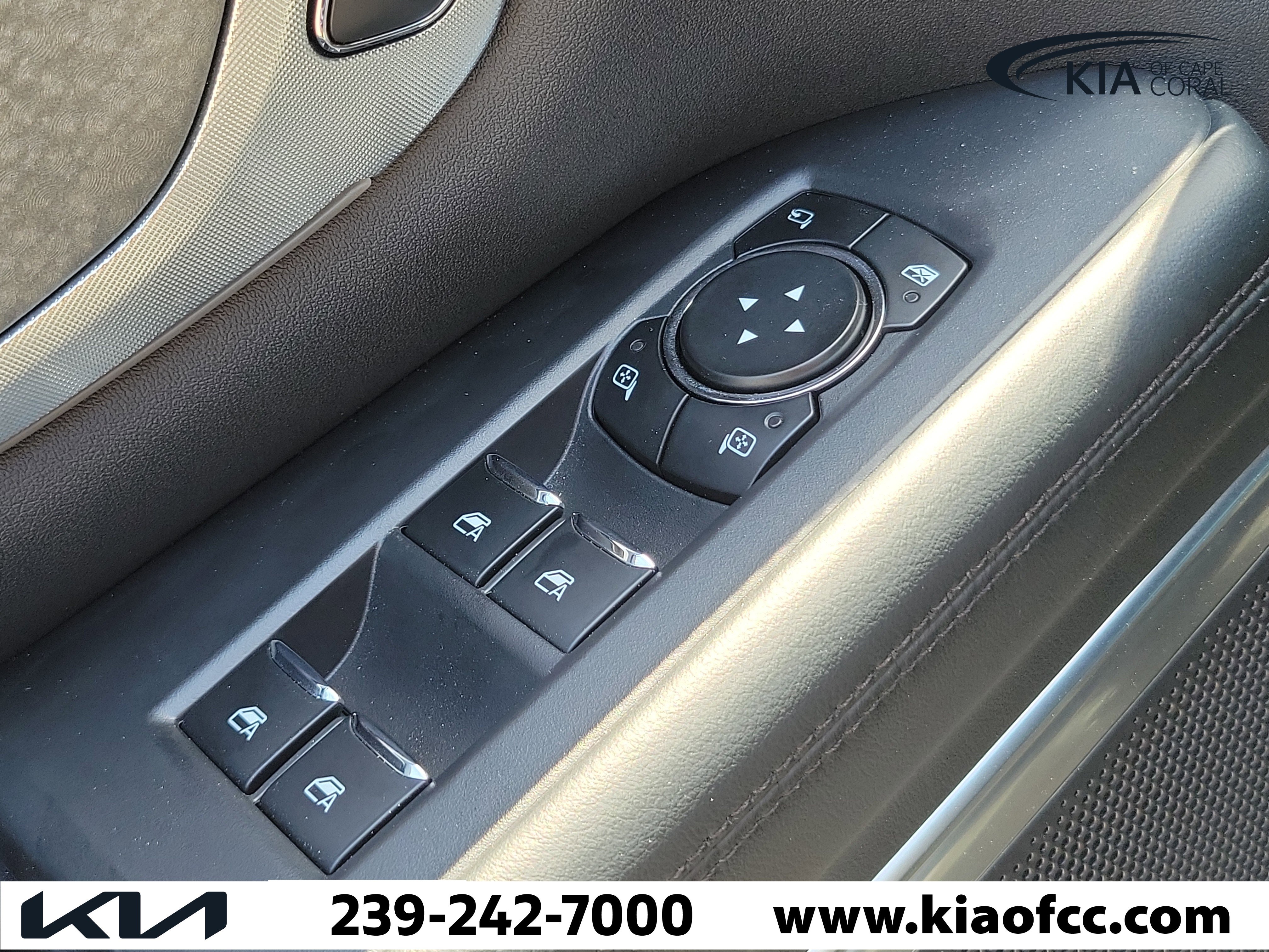 Used 2025 Ford Expedition Tremor image 31