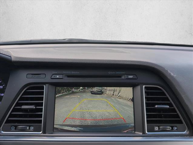 Used 2016 Hyundai Sonata Limited w/ Option Group 05 FWD image 13