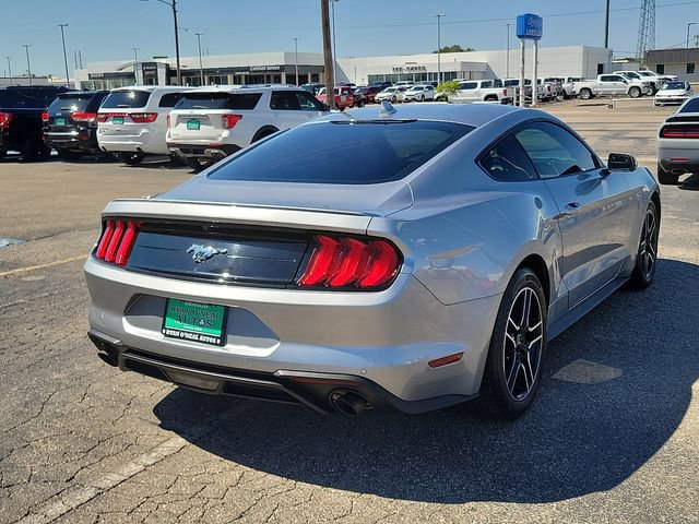 Used 2022 Ford Mustang Premium image 3