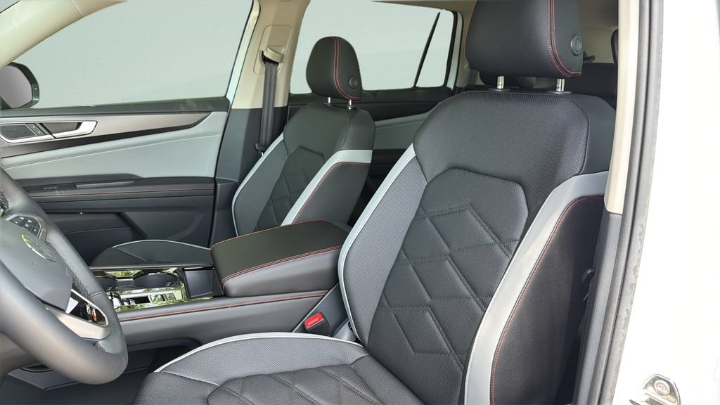 New 2026 Volkswagen Atlas Peak Edition AWD/4WD image 25