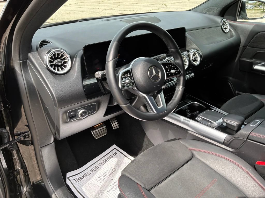 Used 2023 Mercedes-Benz GLA 250 4MATIC image 11