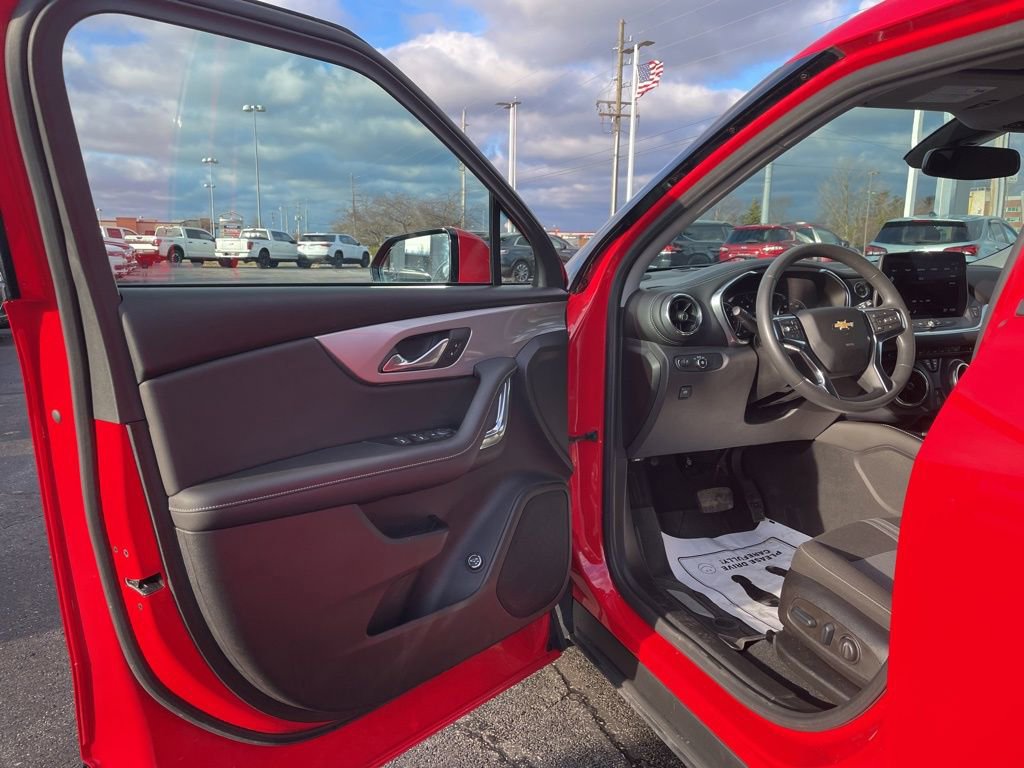 Used 2023 Chevrolet Blazer LT w/ Convenience Package image 15