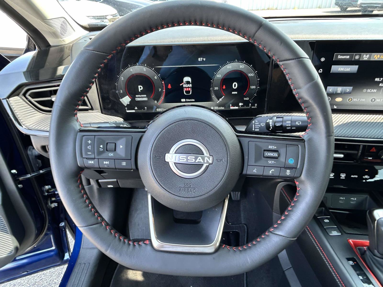 Used 2025 Nissan Kicks SR w/ SR Premium Package FWD image 21