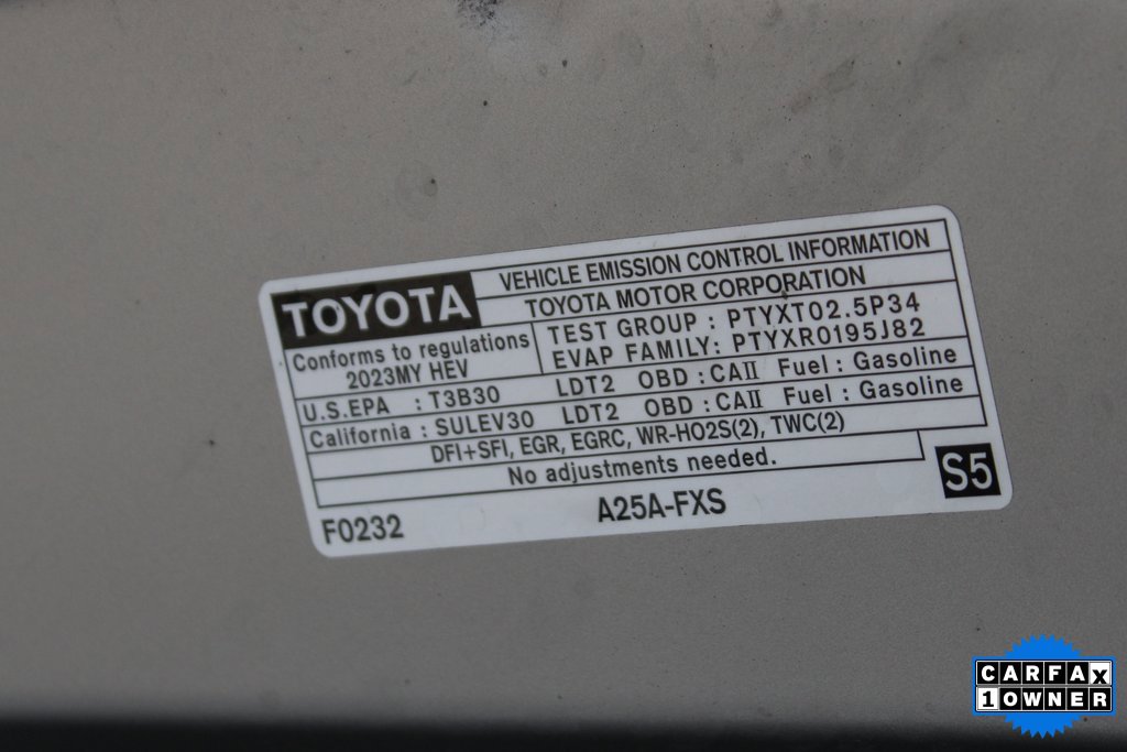 Used 2023 Toyota Sienna XLE image 41