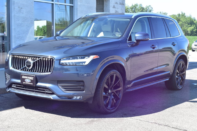Used 2020 Volvo XC90 T6 Momentum w/ Protection Package Premier AWD/4WD image 18