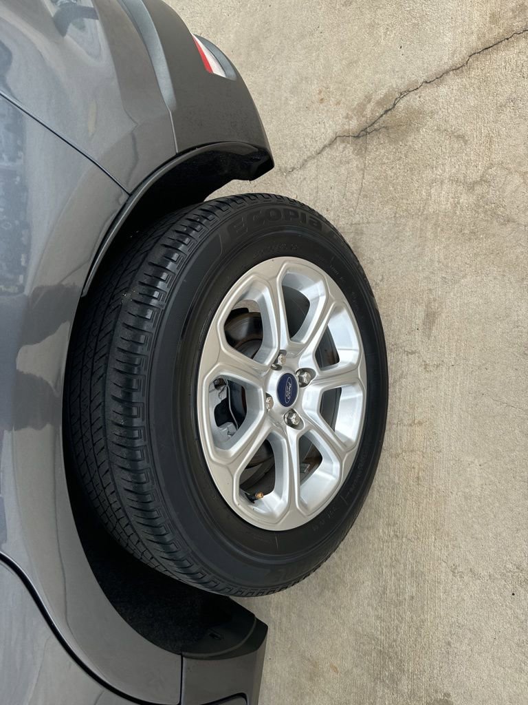 Used 2021 Ford EcoSport SE image 23