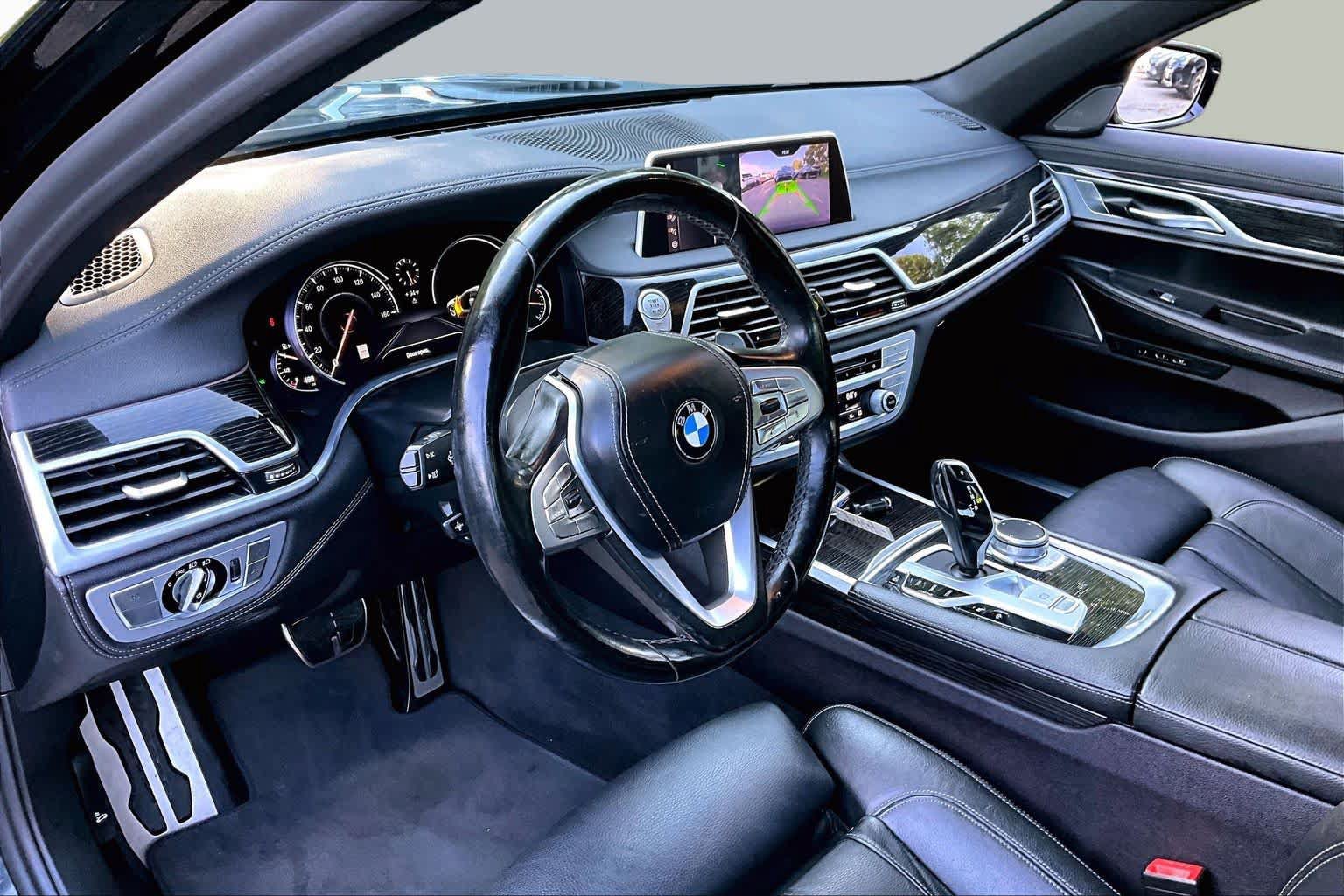 Used 2019 BMW 740i xDrive w/ M Sport Package AWD/4WD image 16