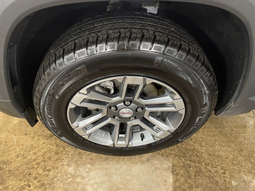 Certified 2025 GMC Terrain Elevation image 26