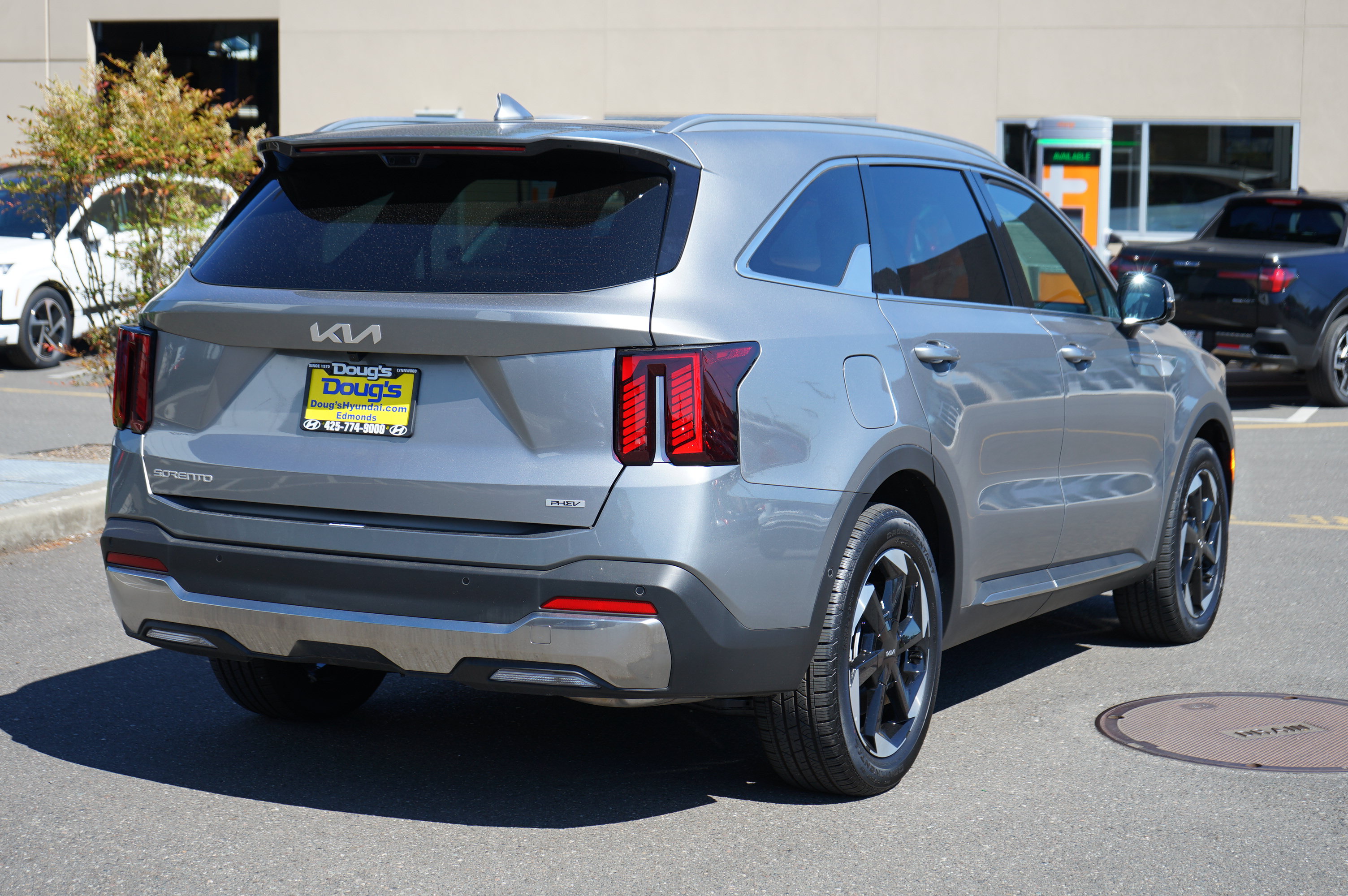 Used 2025 Kia Sorento SX Prestige AWD/4WD image 3