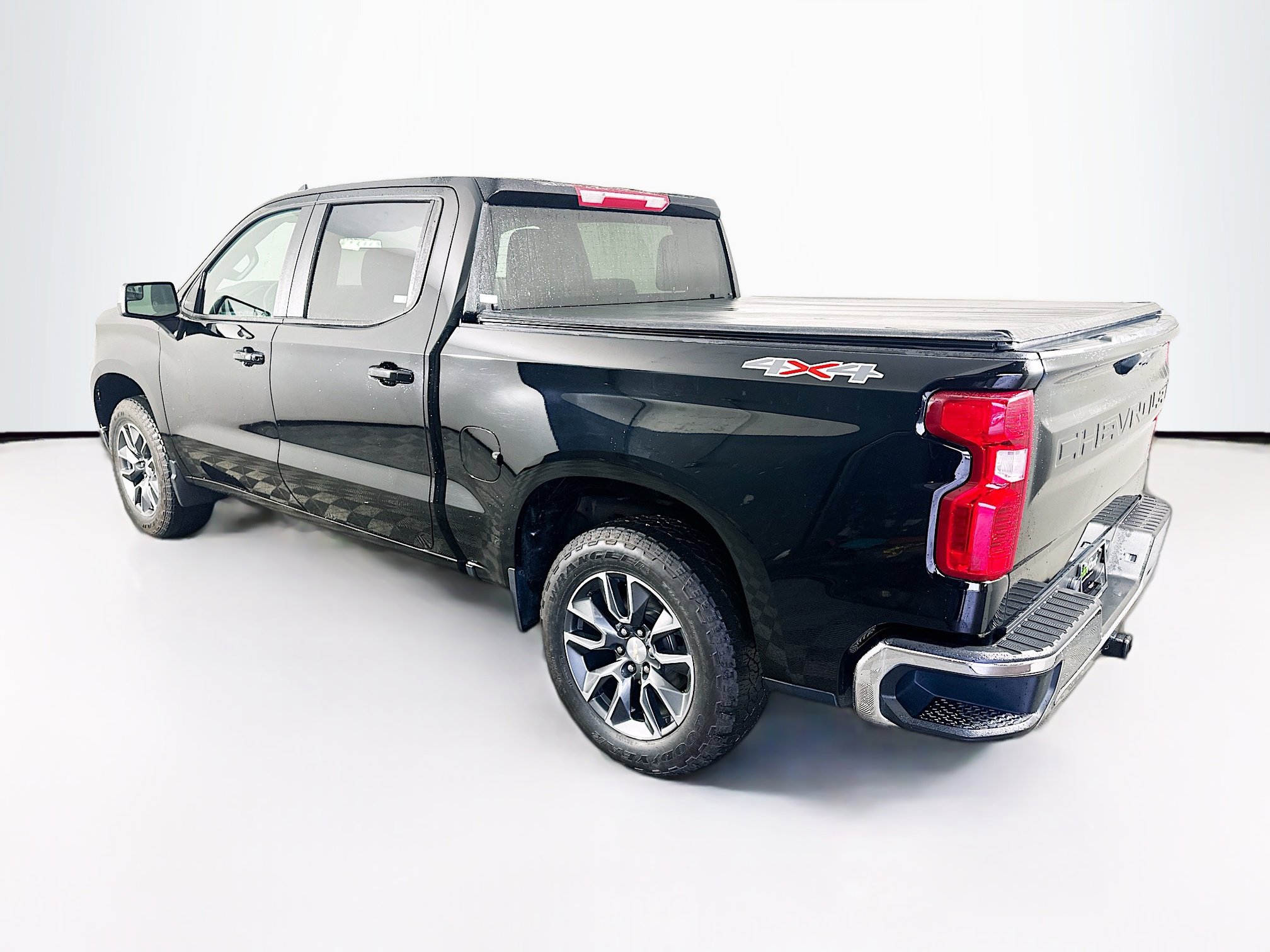 Used 2024 Chevrolet Silverado 1500 LT image 5