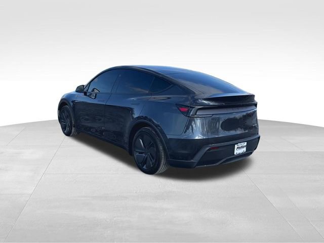 Used 2026 Tesla Model Y Long Range image 8