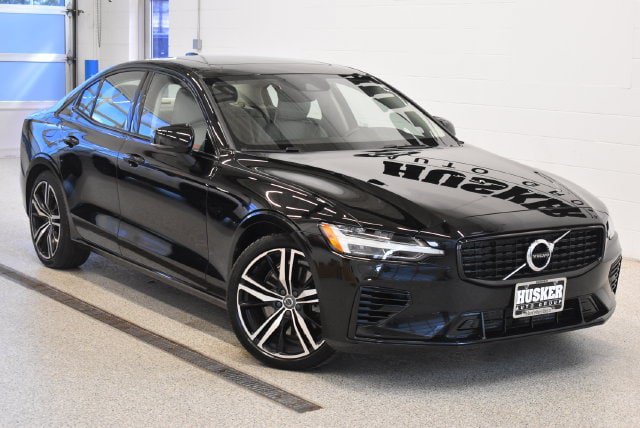 Used 2022 Volvo S60 T8 R-Design Expression w/ Premium Package