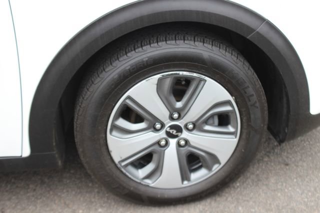 Used 2022 Kia Niro LX FWD image 31