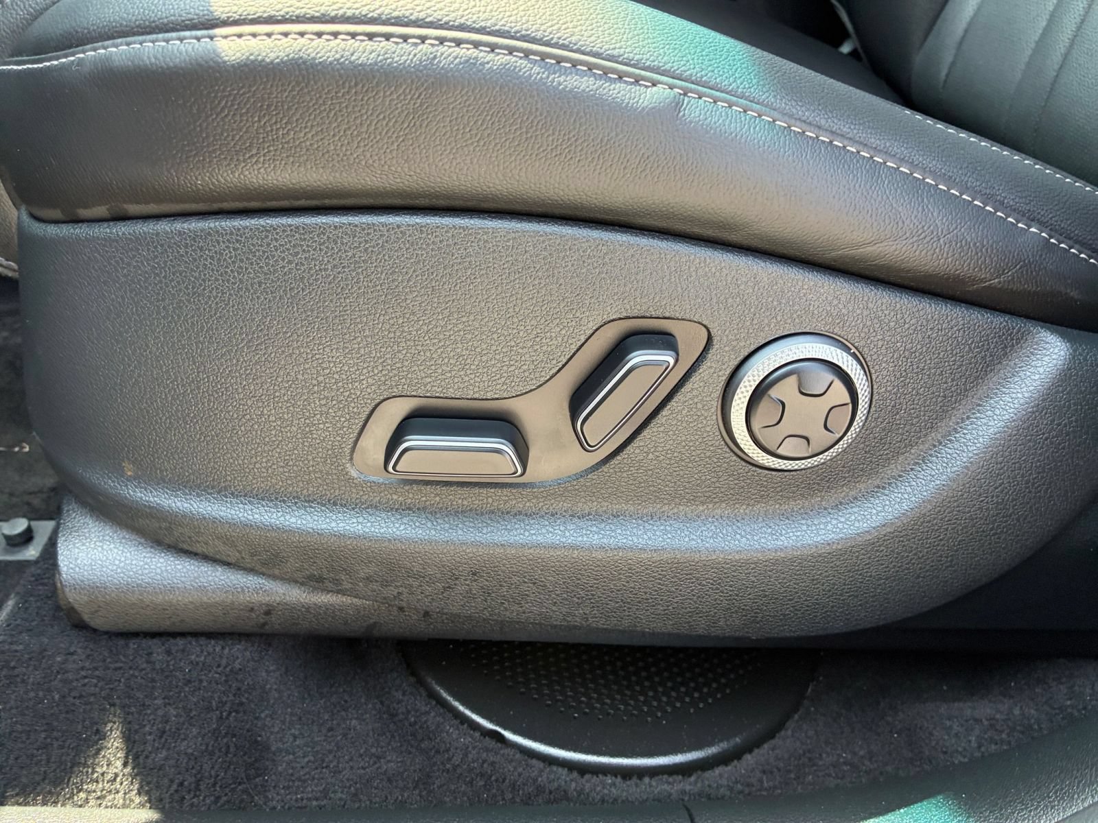 Used 2026 Genesis GV80 2.5T AWD/4WD image 24
