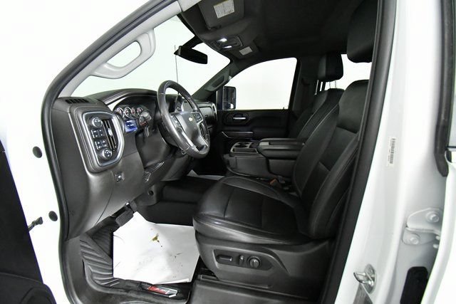Used 2021 Chevrolet Silverado 3500 LTZ AWD/4WD image 5
