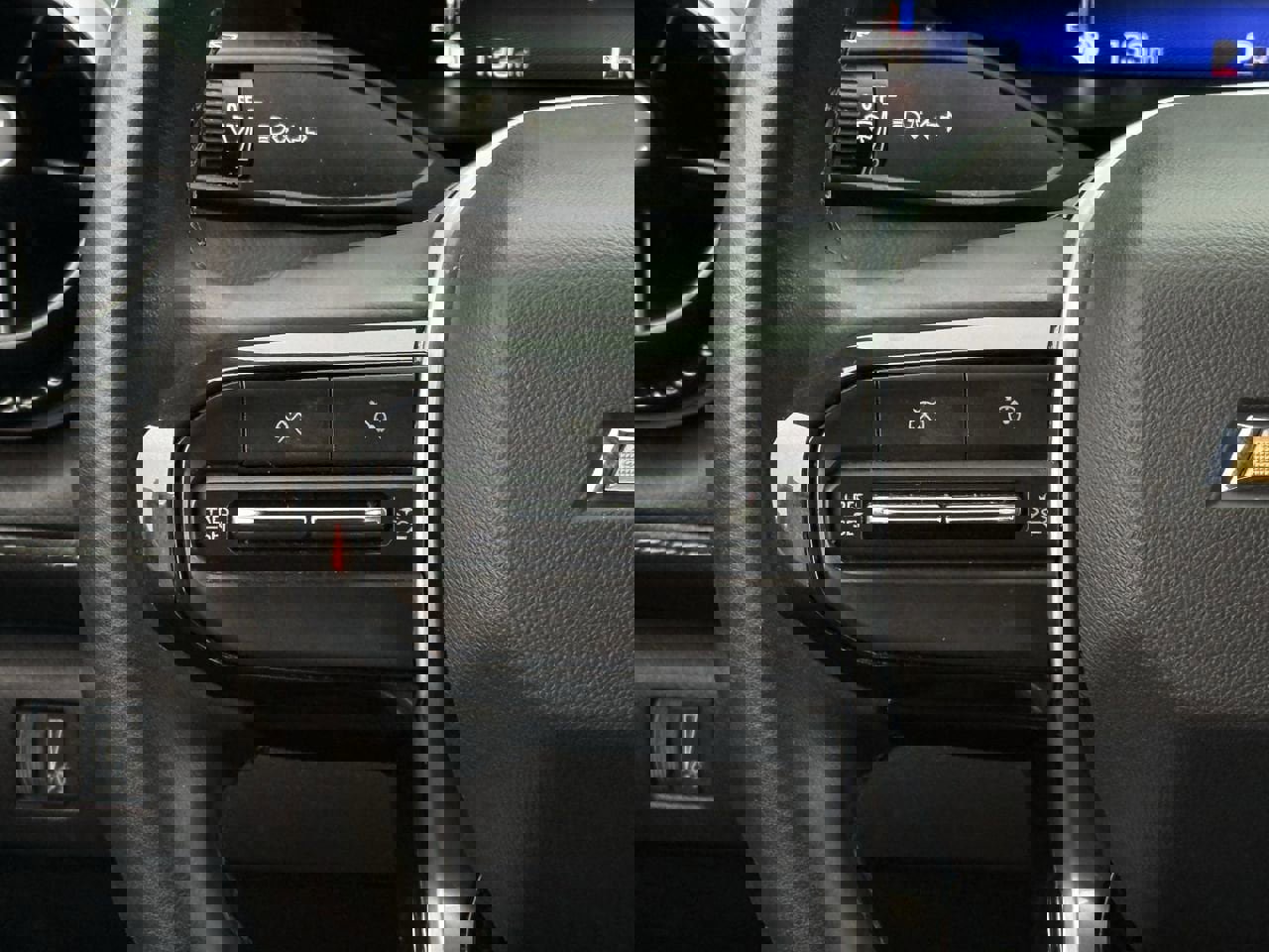 Certified 2023 Chevrolet Colorado LT w/ LT Convenience Package RWD image 12