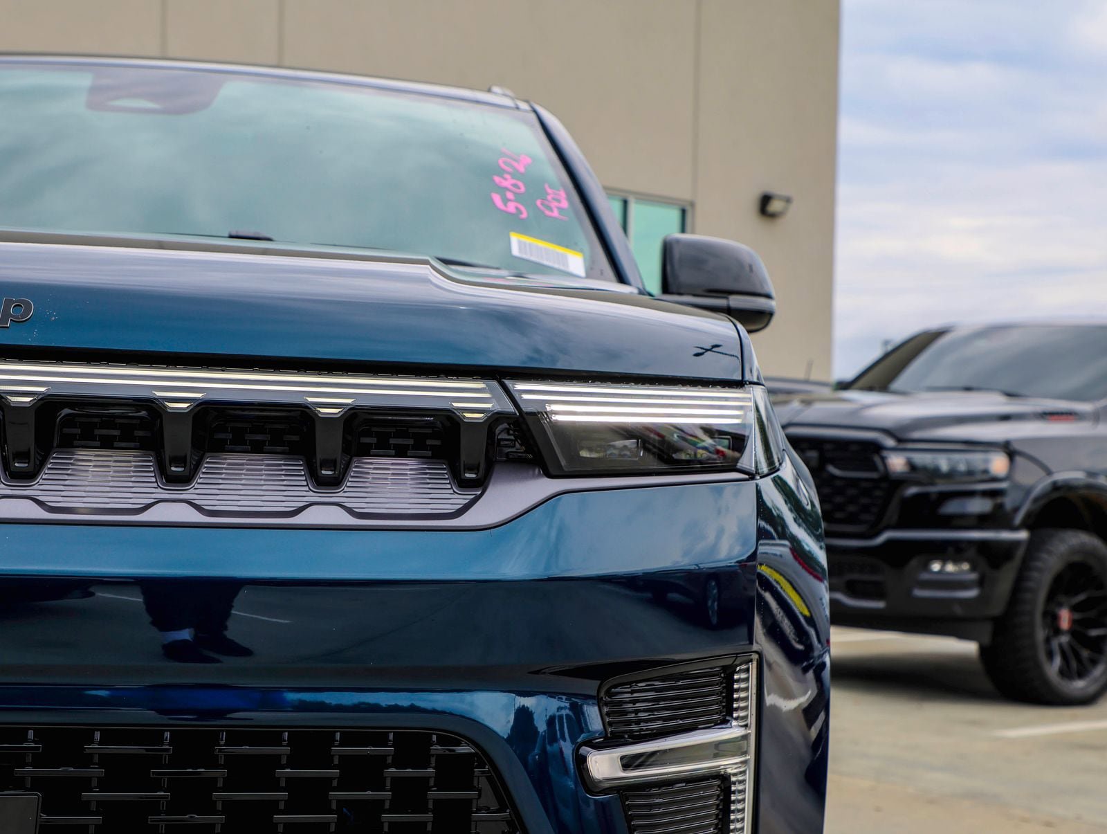 New 2026 Jeep Grand Wagoneer Limited AWD/4WD image 5