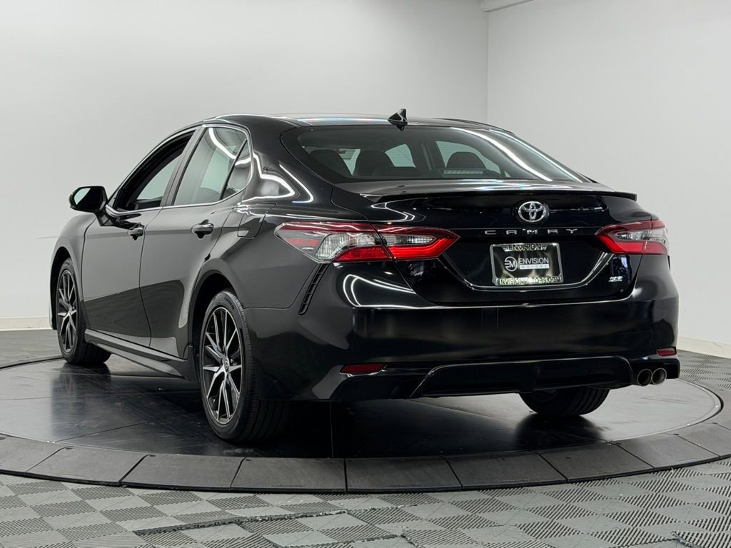 Certified 2022 Toyota Camry SE image 10