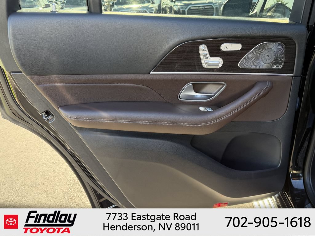 Used 2022 Mercedes-Benz GLS 450 4MATIC image 19