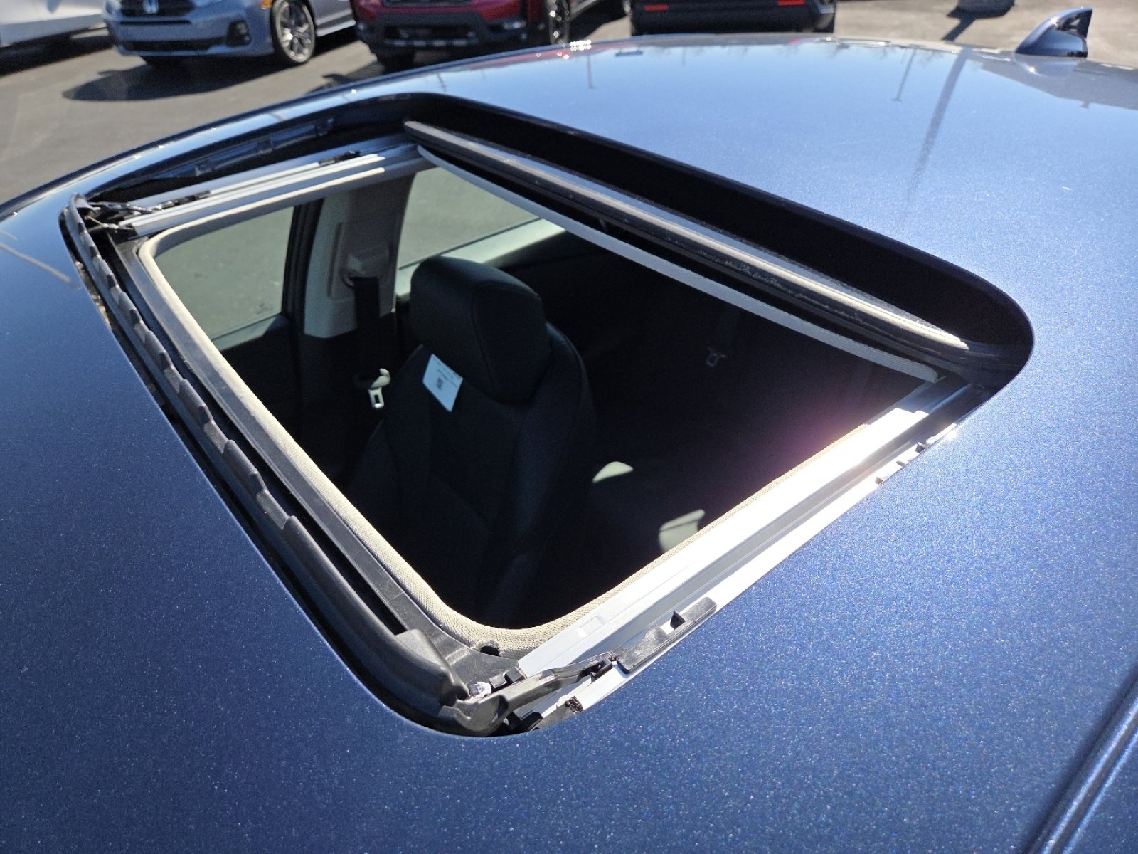 New 2026 Honda Accord EX-L image 3