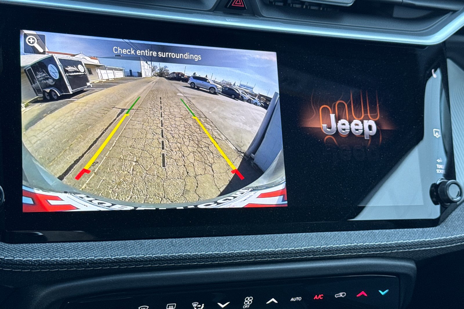 New 2026 Jeep Cherokee Laredo image 18