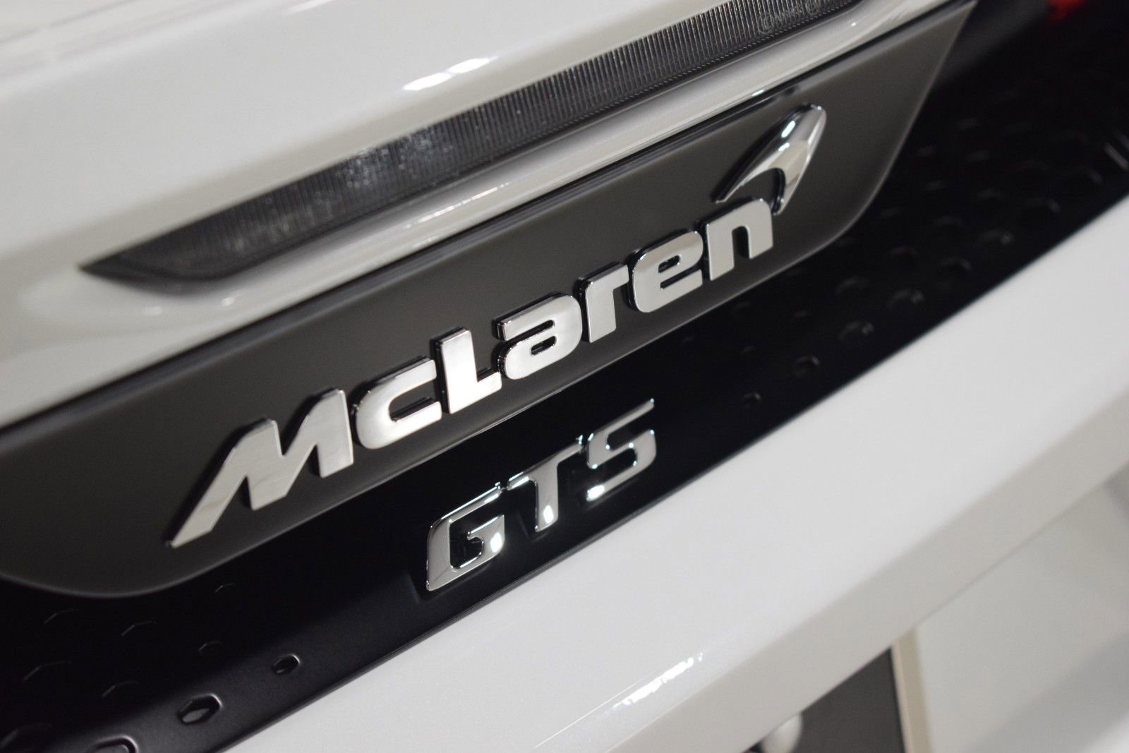 New 2026 McLaren GTS image 11