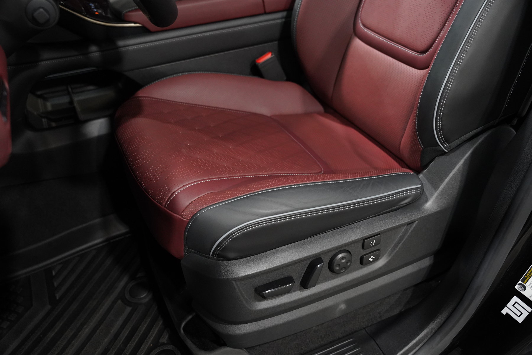Used 2025 INFINITI QX80 Autograph AWD/4WD image 76