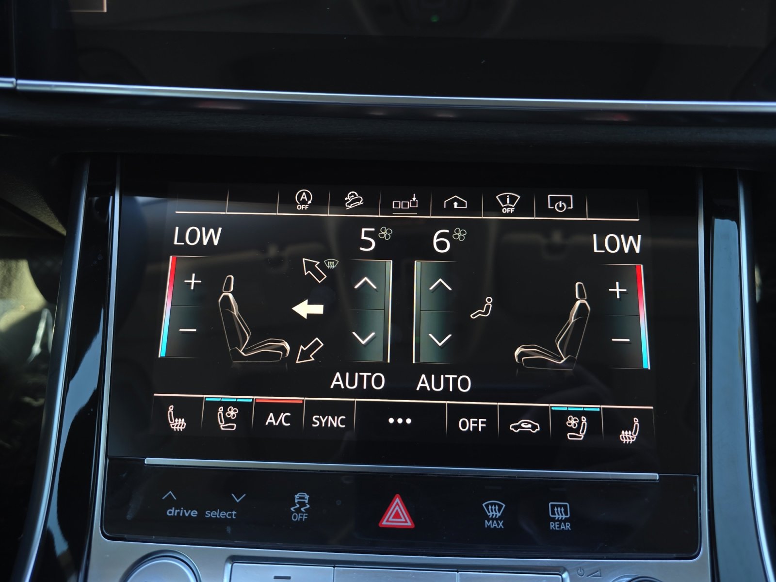 Used 2020 Audi Q8 Prestige image 18