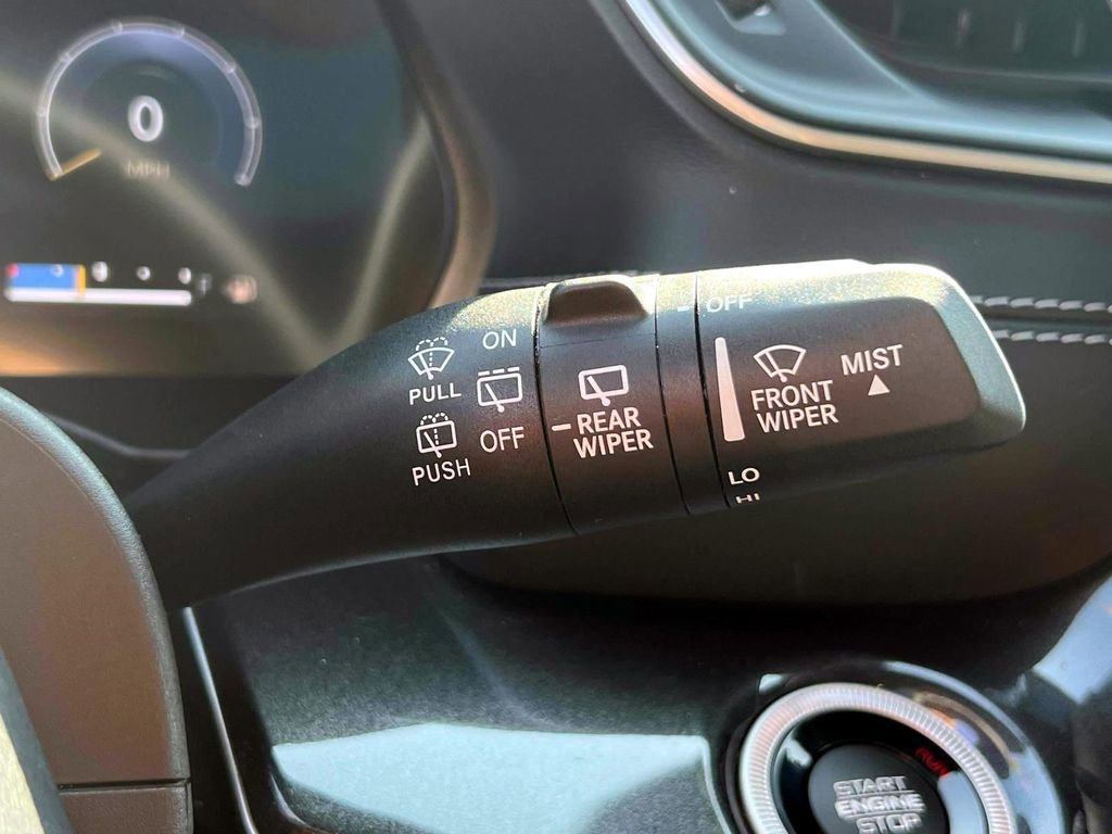 Certified 2023 Jeep Grand Cherokee Altitude image 25