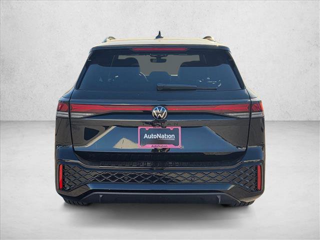 New 2026 Volkswagen Tiguan SE R-Line FWD image 8