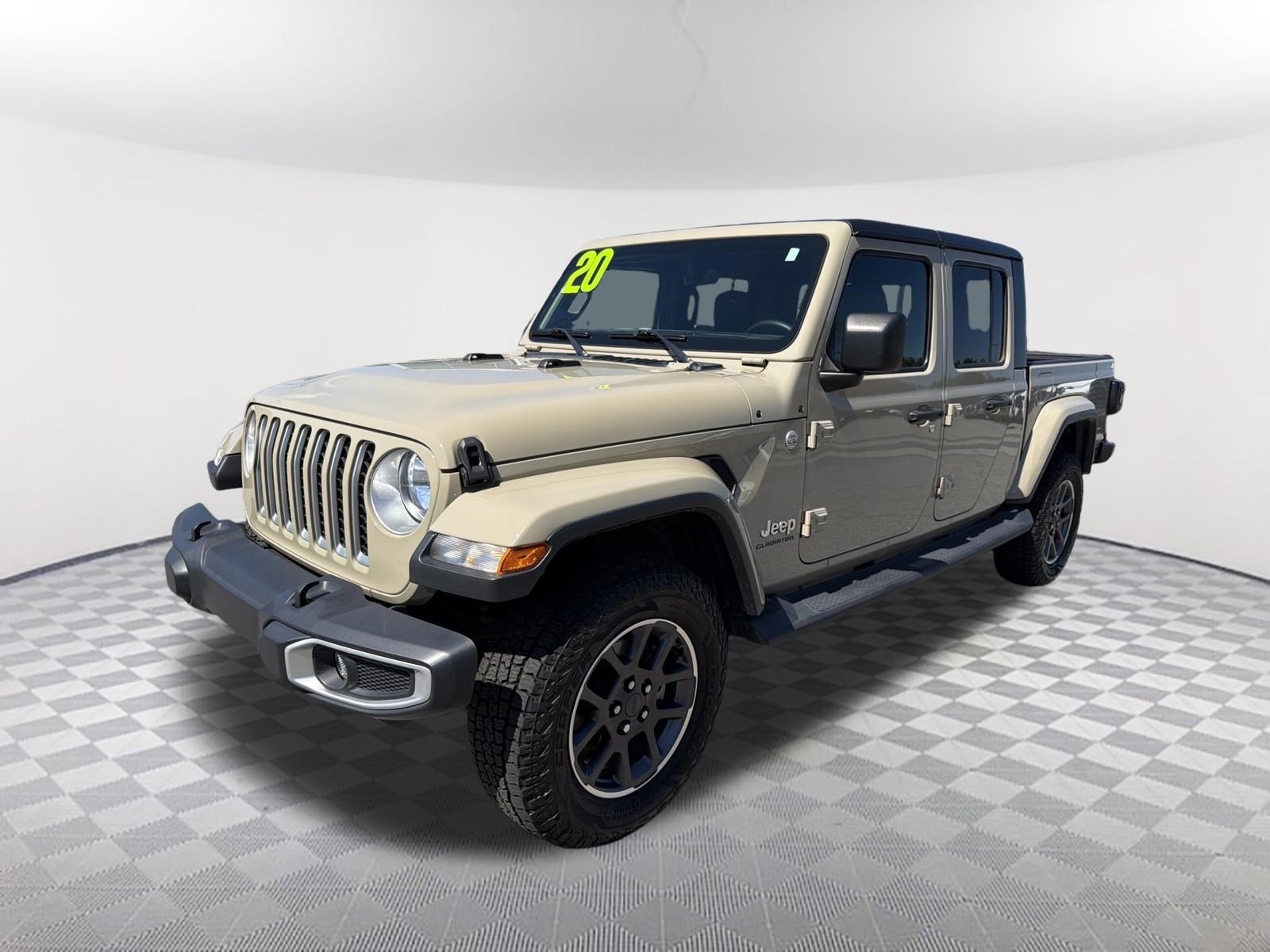 Used 2020 Jeep Gladiator Overland w/ Popular Equipment Package image 3