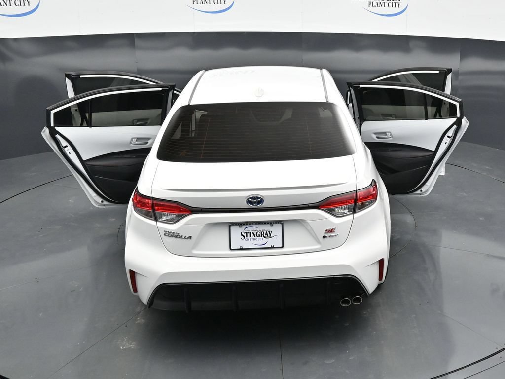 Used 2025 Toyota Corolla SE FWD image 35