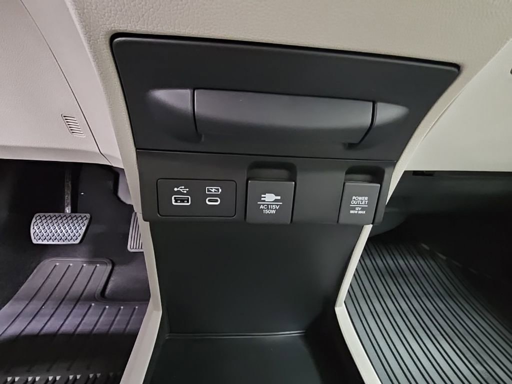 New 2026 Honda Odyssey Touring image 21