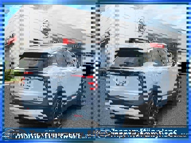 Certified 2025 Nissan Kicks SR image 6