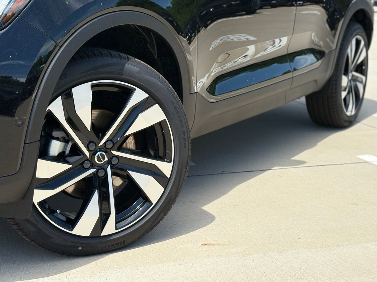 New 2026 Volvo XC40 B5 Ultra w/ Climate Package AWD/4WD image 10
