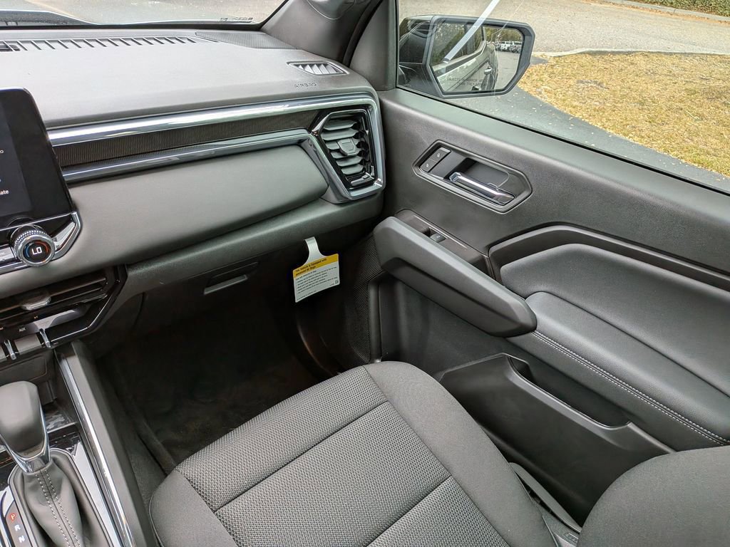 New 2026 GMC Canyon Elevation w/ Convenience Package image 17