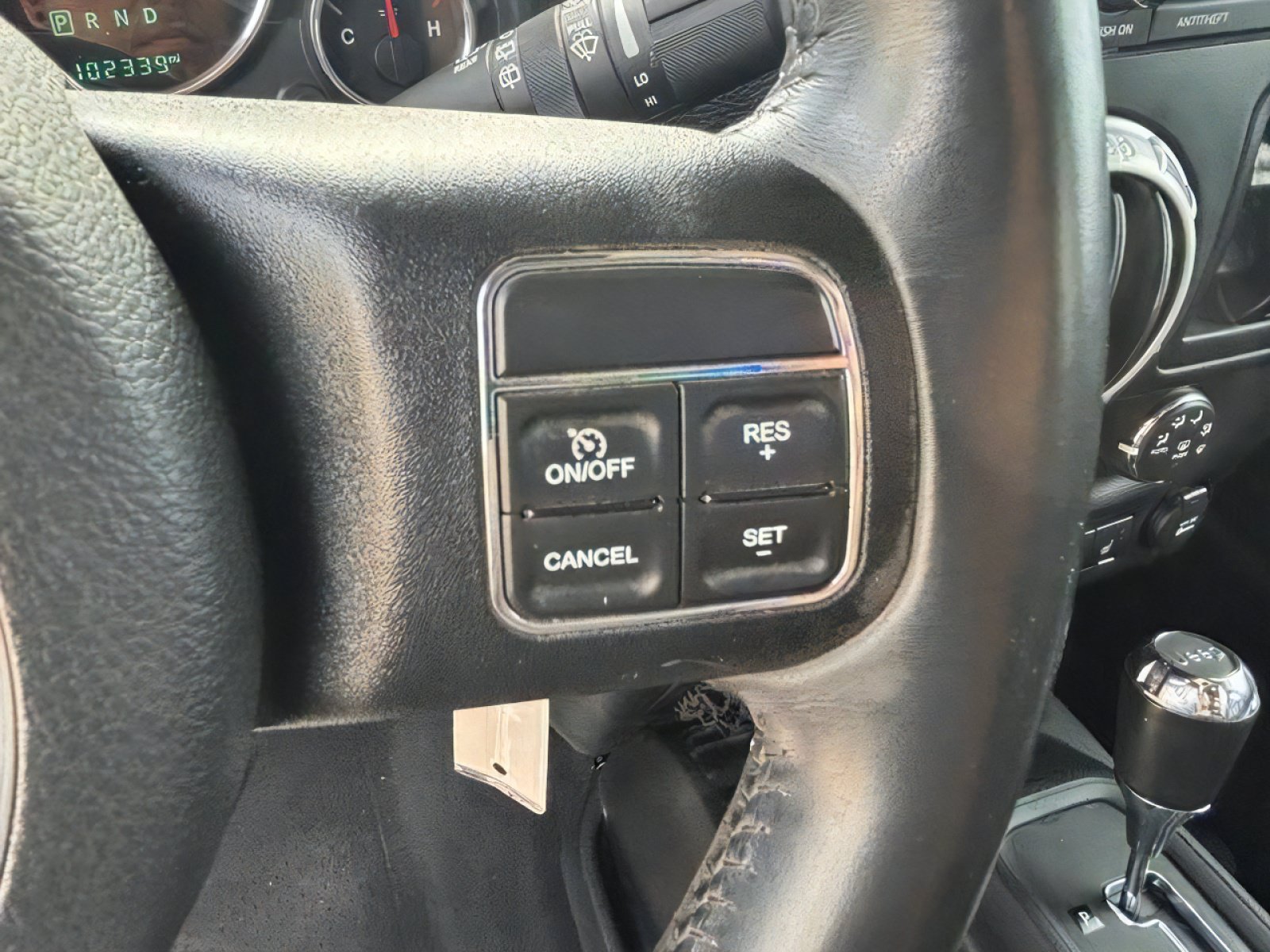 Used 2016 Jeep Wrangler Unlimited Rubicon w/ Connectivity Group AWD/4WD image 22