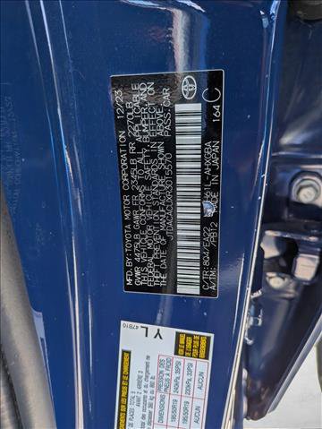 Used 2024 Toyota Prius Prime FWD image 23