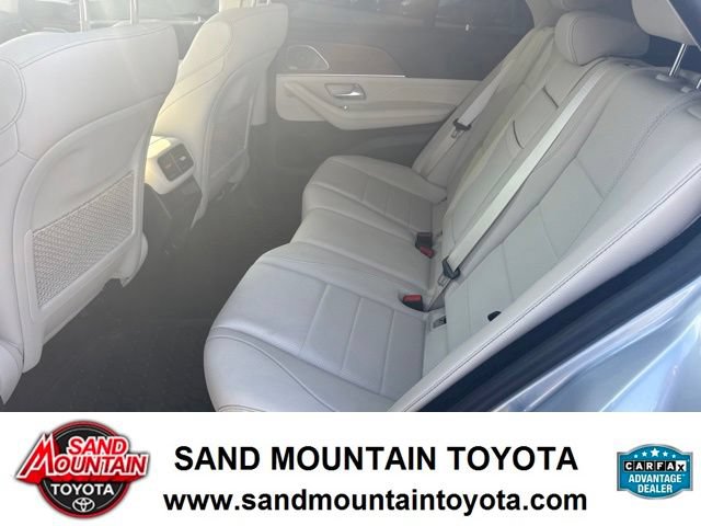 Used 2025 Mercedes-Benz GLE 350 4MATIC image 13