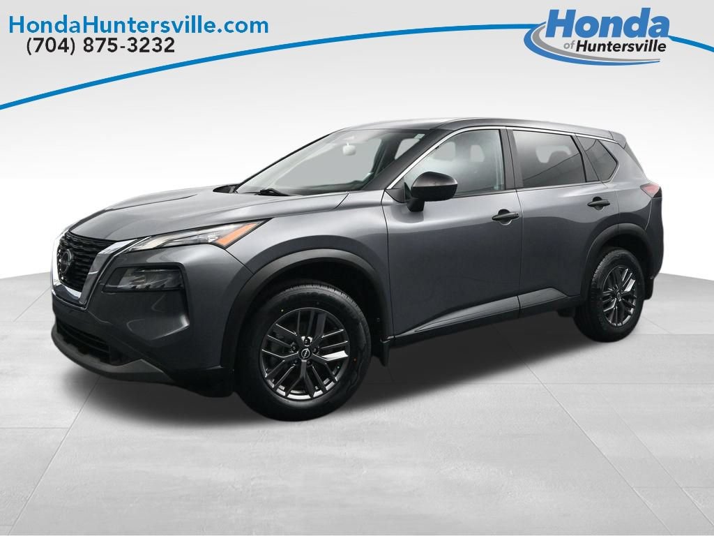 Used 2023 Nissan Rogue S AWD/4WD image 8