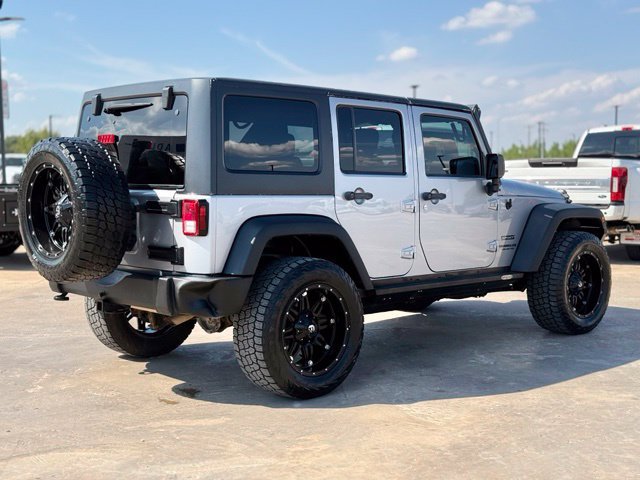 Used 2013 Jeep Wrangler Unlimited Sport AWD/4WD image 2