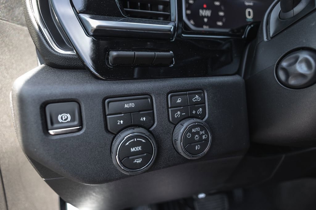 New 2026 Chevrolet Silverado 1500 LTZ w/ Technology Package AWD/4WD image 23