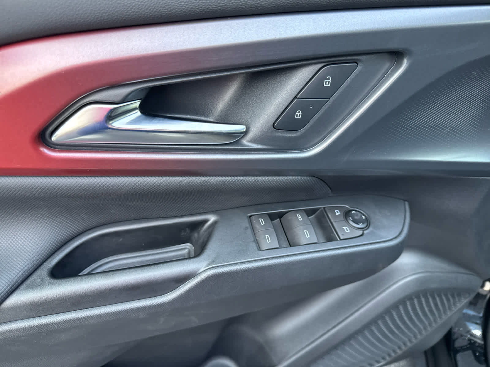 Certified 2024 Chevrolet Equinox EV RS image 8