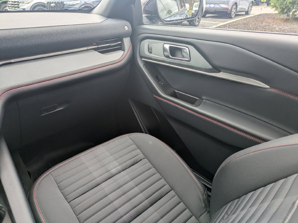 New 2026 Ford Explorer ST-Line w/ ST-Line Street Pack RWD image 20